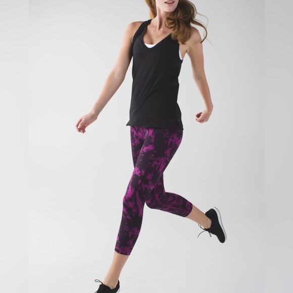 Lululemon Wunder Under Crop II Tie Dye Leggings Size 4 Regal Plum Black - Picture 3 of 11